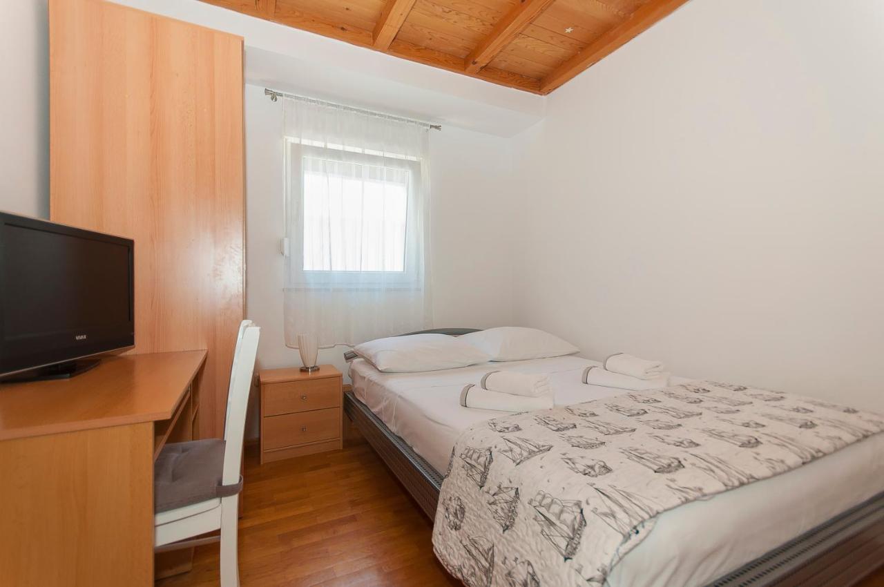 Apartment Luna Omiš Dış mekan fotoğraf