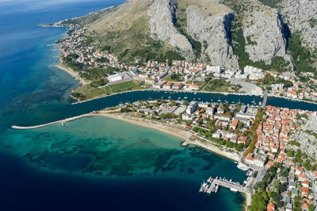 Apartment Luna Omiš Dış mekan fotoğraf